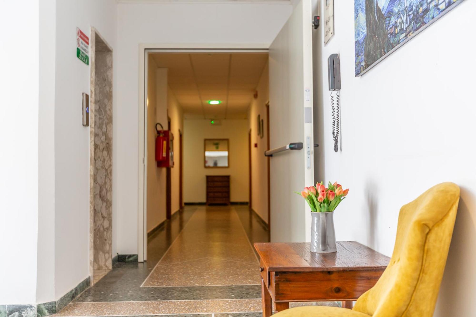 Hotel Haway Римини Екстериор снимка